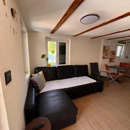 Riverside Near Bern With A Private Garden & Bbq * Thorishaus