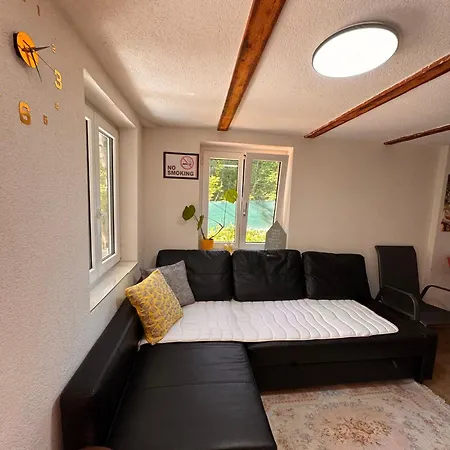 Riverside Near Bern With A Private Garden & Bbq Casa vacanze *