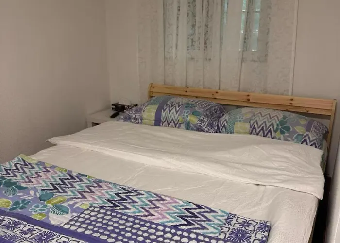 펜션 By The River - Thoerishaus Bern